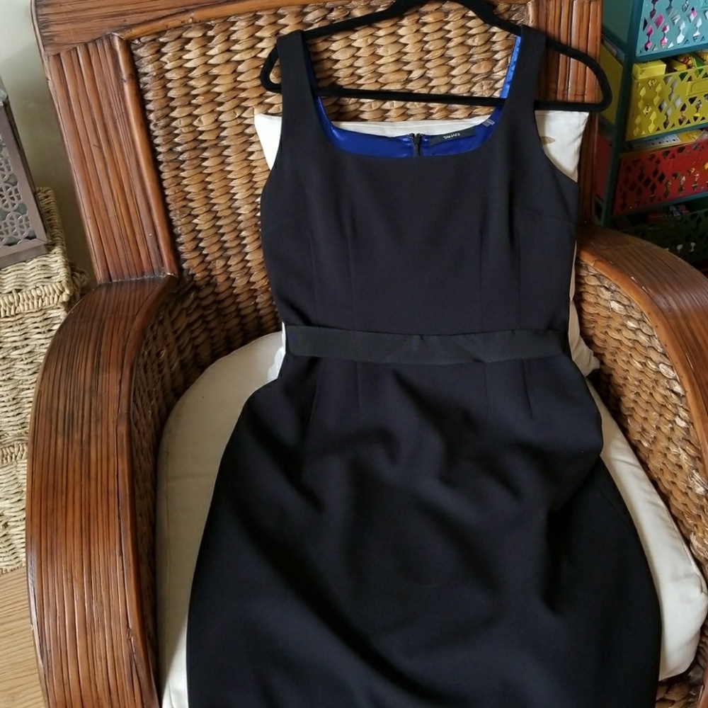 Tahari black dress sz 6 - Picture 1 of 4